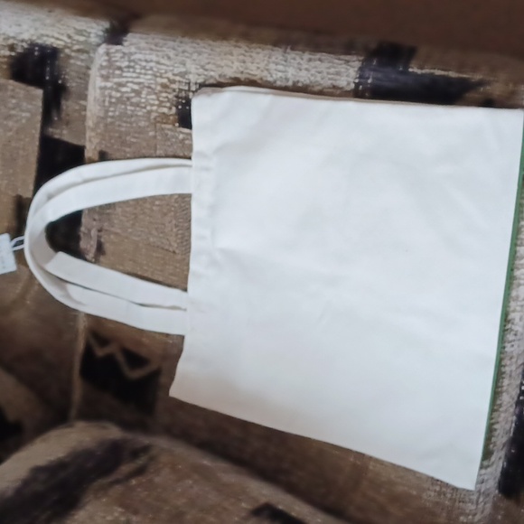 4/$30 New Halara Canvas Tote Bag - Picture 2 of 4